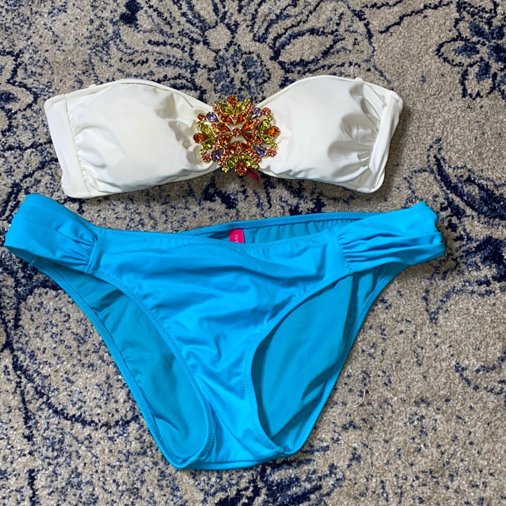 Fun VS swim suit
